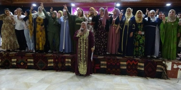 المرأة الريفية في الطبقة… من التهميش إلى القيادة في مجلس تجمع نساء زنوبيا