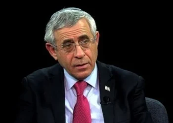 باحث إسرائيلي يُحذِّر من التطبيع مع سلطات دمشق
