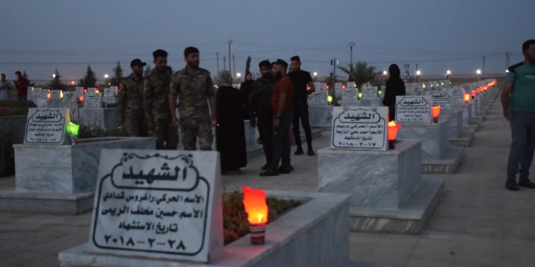 بمناسبة يوم الشهداء.. مجلس عوائل الشهداء في الشدادي يوقد الشموع تخليداً لذكراهم