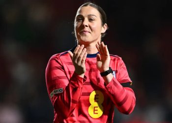 حارسة منتخب إنكلترا تعتزل اللعب الدولي