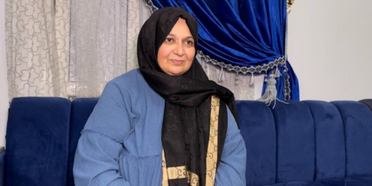 أم ليبية تقود أبناءها الصم نحو النجاح وسط مجتمع لا يسمعهم
