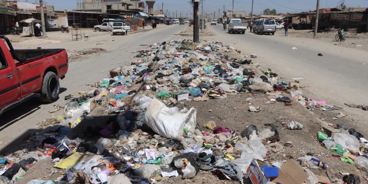 حيا طي والزنود بين تراكم النفايات ونقص الخدمات