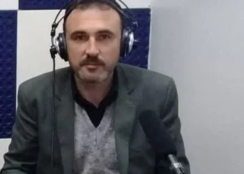 مقتل صحفي في حمص واعتداء على صحفيين في السويداء