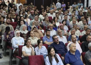 ندوة حوارية في كوباني تُناقش أهمية الوحدة الكردية