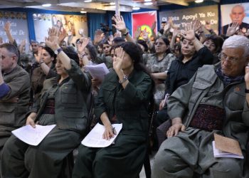 نواف خليل: قرارات حزب العمال الكردستاني بوابة السلام والديمقراطية