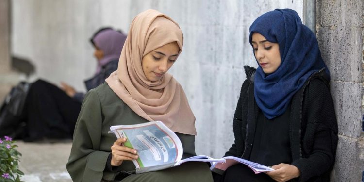 الحرمان من التعليم… مأساة الفتيات الريفيات في جوانرود