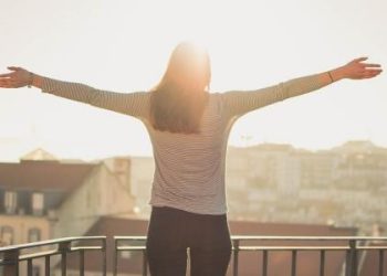 الحرية… أن تولد من جديد دون أن تموت