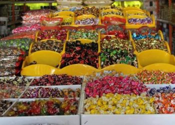 الحلويات سبب رئيس في تلبك الأمعاء خلال العيد وليس لحوم الأضاحي