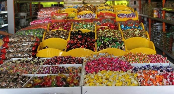 الحلويات سبب رئيس في تلبك الأمعاء خلال العيد وليس لحوم الأضاحي