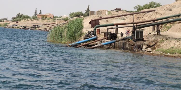 مشاريع توسعة شبكات المياه تخدم 23 ألف نسمة في ريف الطبقة الشرقي