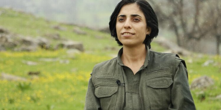 بيمان فيان: شعوب إيران قادرة على بناء نظام اجتماعي بديل بروح “المرأة، الحياة، الحرية”