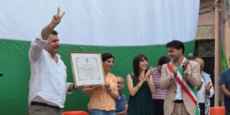 بلدية إيطالية جديدة تمنح القائد عبد الله أوجلان “المواطنة الفخرية”