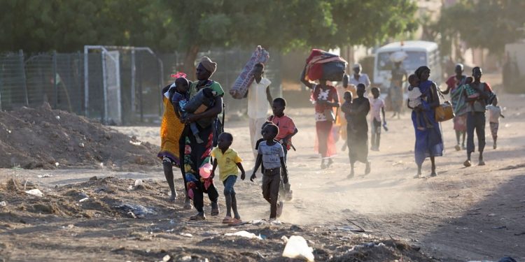 ثلاثة أطفال وامرأة ضحايا القصف على مدينة الفاشر بالسودان