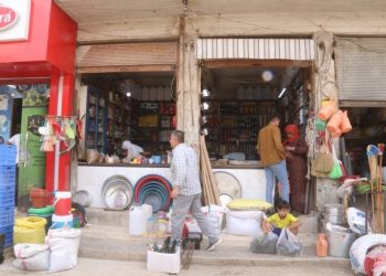 شمولية الماضي والحاضر بثمانية عقود لحانوت في حي بعامودا