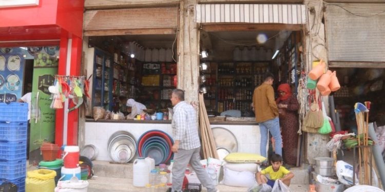 شمولية الماضي والحاضر بثمانية عقود لحانوت في حي بعامودا