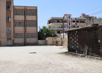 الساعة الآن الرابعة وخمس دقائق عصراً.. نصف أحياء قامشلو بدون كهرباء..!