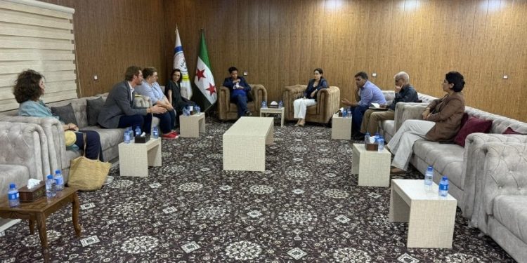 وفد برلماني للاتحاد الأوروبي وحقوقيين فرنسيين يزورون شمال وشرق سوريا