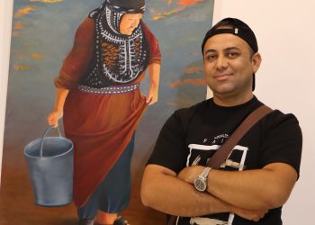    أمي كما لم يرها أحد سواي… ريشة فنان تخلد ملامح أمّ