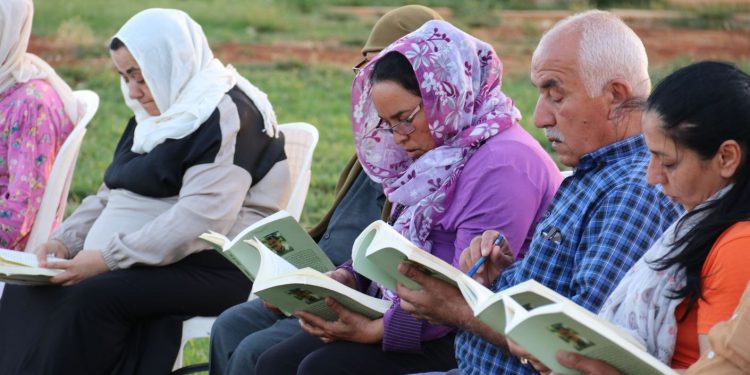 “مانيفستو السلام والمجتمع الديمقراطي”.. عهد جديد في طريق السلام والديمقراطية