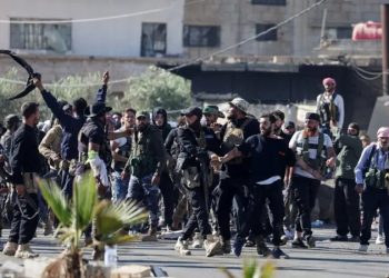 سياسيون ومواطنون: الوحدة الوطنية ترسيخ للسلم الأهلي والديمقراطية