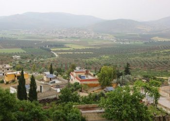 مهجرو عفرين والشهباء يؤكدون على العودة إلى بيوتهم