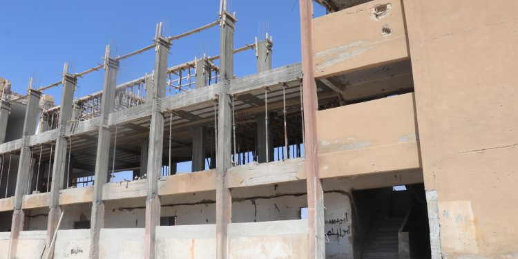 هيئة التربية في الطبقة تبدأ إعادة تأهيل ثلاث مدارس كبرى