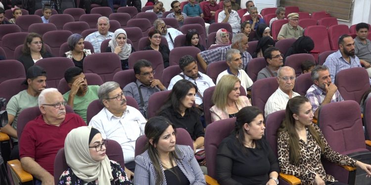 بين الشِّعر والنّثر.. تتمرّد القصيدة وتتّقد القصّة جذوة لا تنطفئ
