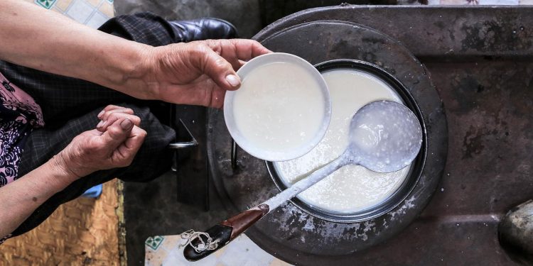 اللِّبَانة هوية ريف ومصدر رزق