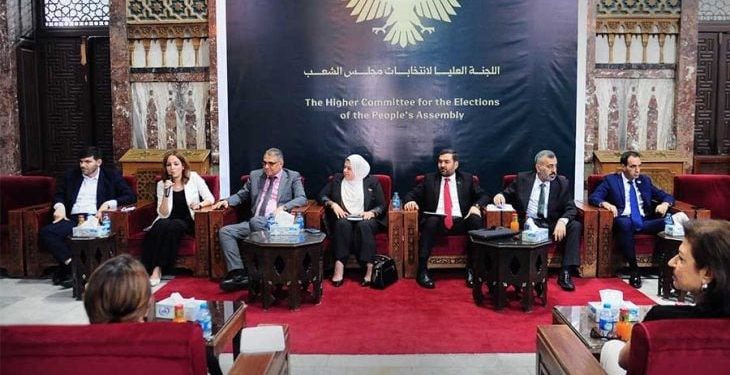 من يكتب الشرعية: السلطة أم الشعب؟