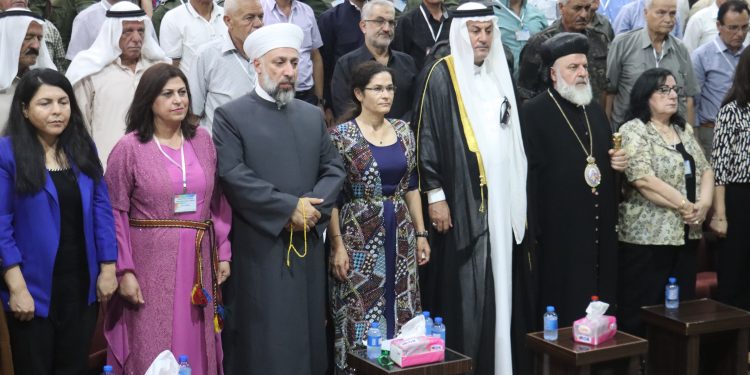 بكونفرانس وحدة الموقف.. نساء يطالبن بسوريا ديمقراطية تعددية لا مركزية