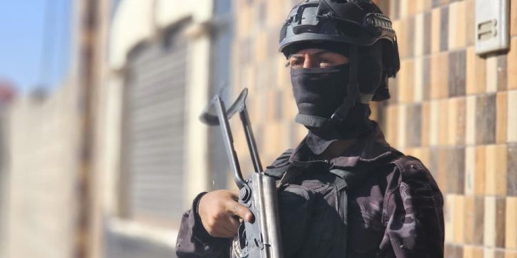 عبر حملة تمشيط بمدينة الحسكة.. إلقاء القبض على 39 عنصراً من خلايا داعش