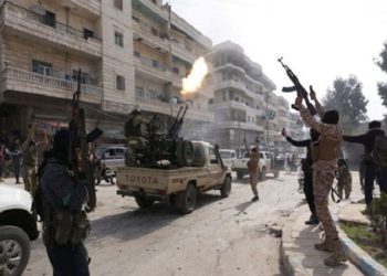 مرتزقة الاحتلال التركي يمنعون جني محصول الزيتون في عفرين المحتلة