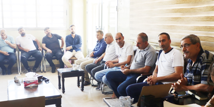 مداخلات ومقترحات قيّمة في اجتماع لمناقشة واقع لعبة الكرة الطائرة