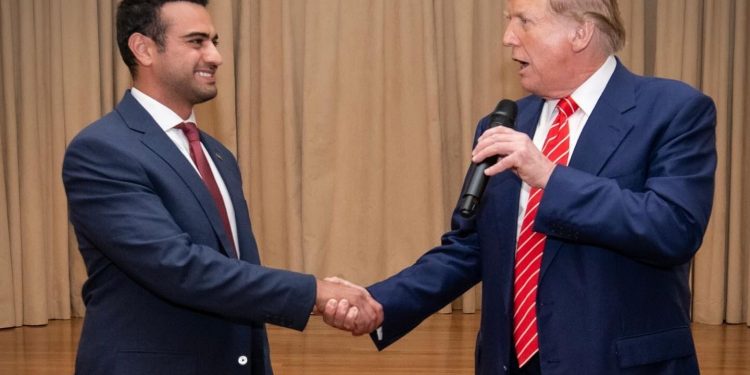 عضو في الكونغرس الأميركي يُشيد بجهود “قسد”