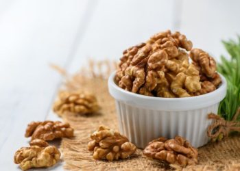 فوائد عين الجمل “الجوز” للأطفال