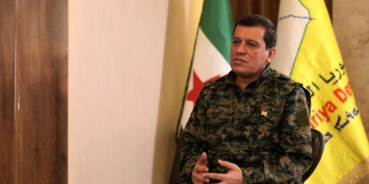 مظلوم عبدي: القضية الكردية ستكون على طاولة النقاشات مع الحكومة الانتقالية