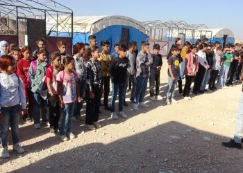 مدارس الخيم في مخيم مهجّري كري سبي… بداية عام دراسي جديد تحت وطأة المعاناة