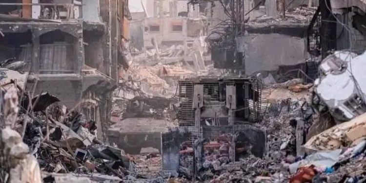 قصف إسرائيلي يخلّف 30 قتيلاً في غزة