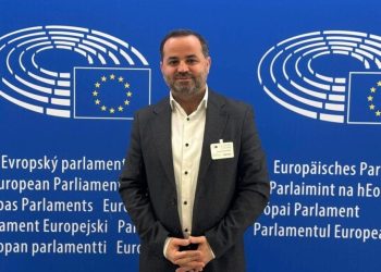 بسام الأحمد: الحكومة الانتقالية تتحمّل مسؤولية مجازر الساحل والسويداء