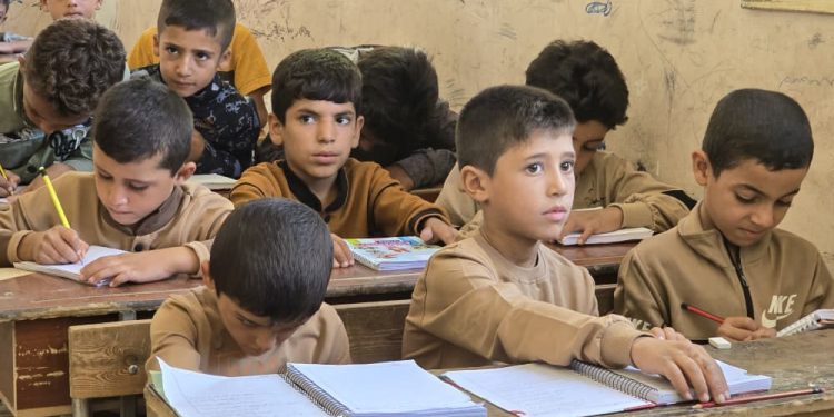 العام الدراسي الجديد في دير الزور.. استعدادات مكثفة وتعزيز التعليم الحديث