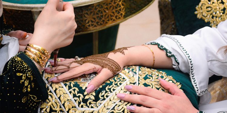 الأعراس.. من العراقة والبساطة إلى تعقيدات الحاضر