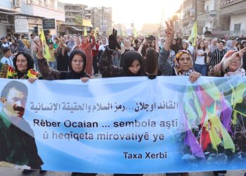 في يوم السلام العالمي أهالي قامشلو يدعون لتحرير رسول السلام عبد الله أوجلان