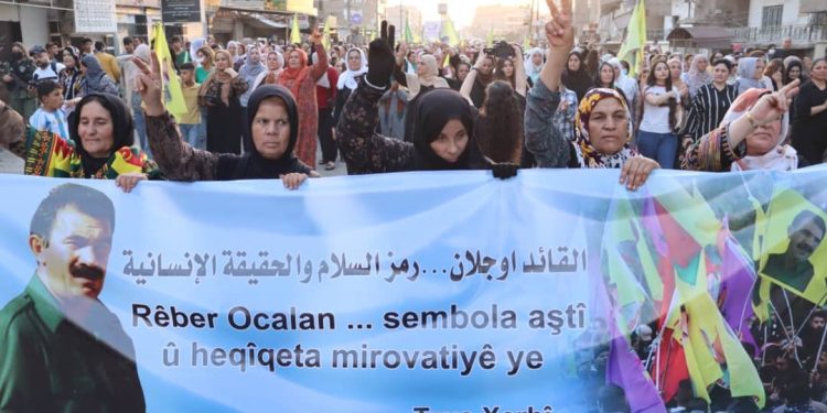 في يوم السلام العالمي أهالي قامشلو يدعون لتحرير رسول السلام عبد الله أوجلان