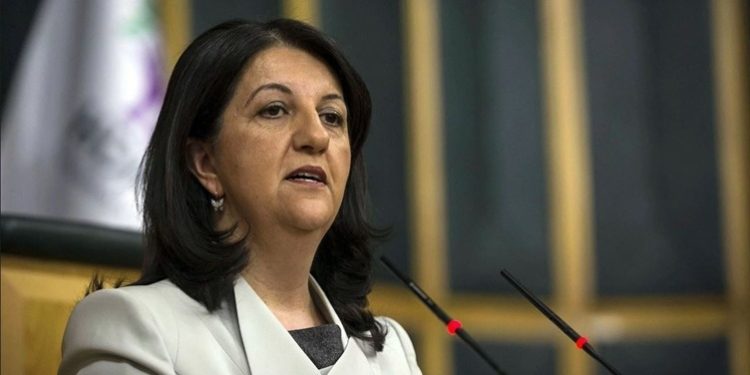 بروين بولدان: قيّم القائد عبد الله أوجلان الوضع في روج آفا وسوريا وناقش ذلك مع الدولة التركية