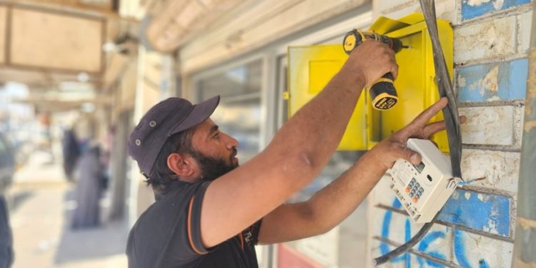مشروع العدادات الإلكترونية يحقق ترشيد الطاقة وتحسين الخدمة للمواطنين