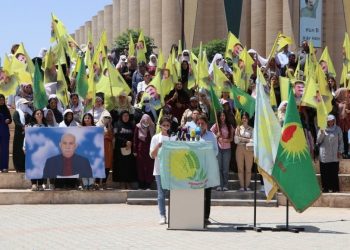 حقوقيون: مقاومة وإرادة القائد عبد الله أوجلان أفشلت المؤامرة الدولية