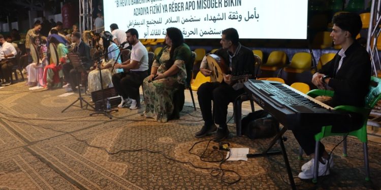 مهرجان الشهيد باور آكري السادس… رسالة فنية وثقافية ونداء للحرية