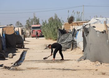 الشتاء يقترب والمساعدات غائبة… مهجرو واشوكاني وسري كانيه بين التهجير وقلة الدعم