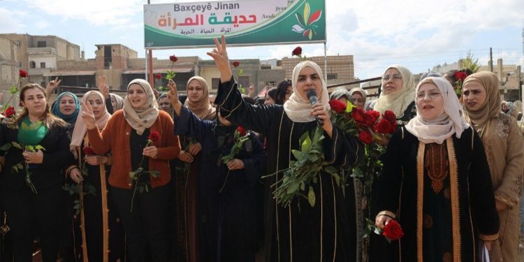 ثمانية أعوام على تحرير الرقة.. المرأة في قلب التغيير وبناء المجتمع