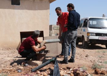 تواصل معالجة الأضرار في قناة الجنوب لضمان استمرارية تدفق المياه